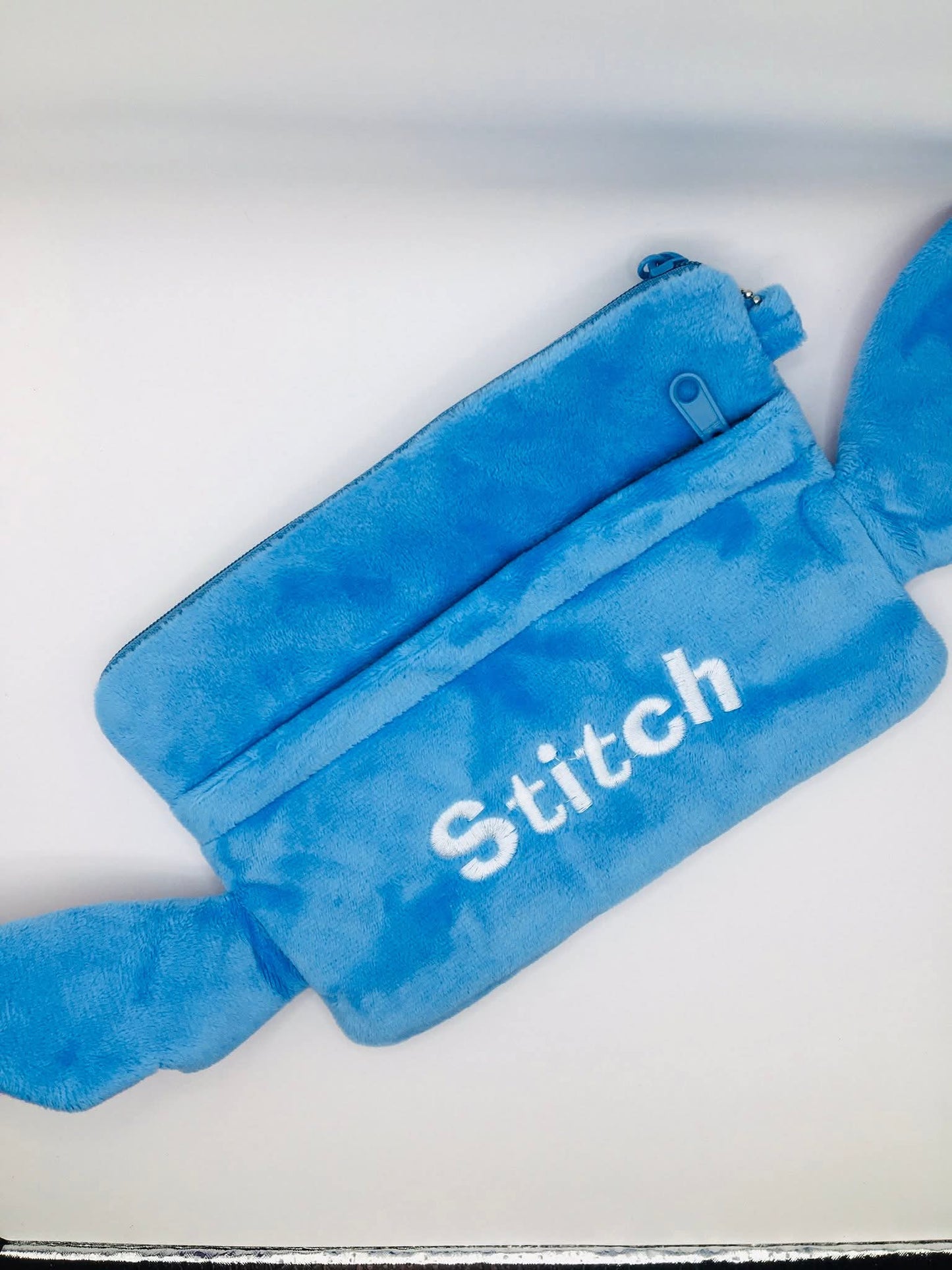 Cartuchera de stitch y 2 clips gratis