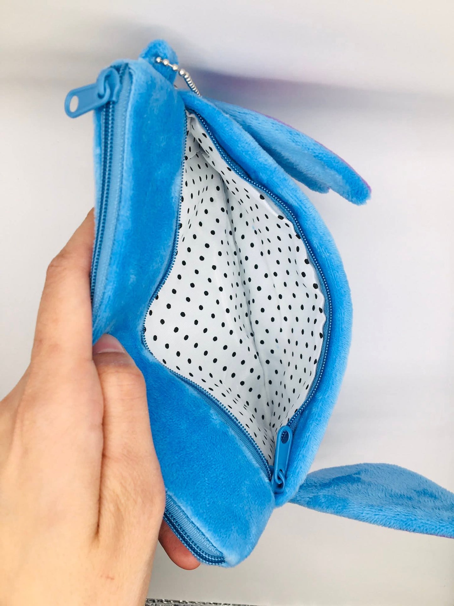 Cartuchera de stitch y 2 clips gratis