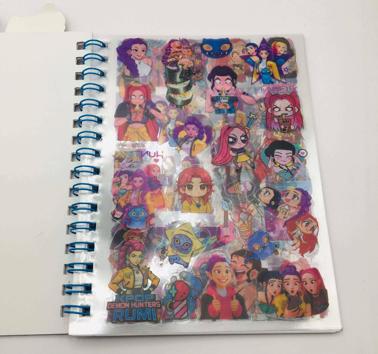 Kpop libreta con stickers